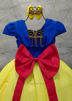 Imagem do VESTIDO INFANTIL BRANCA DE NEVE COM BUSTO DRAPEADO COM PÉROLAS