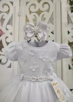 VESTIDO BRANCO DE FESTA INFANTIL BUSTO EM DRAPEADO E COM APLIQUES DE BORBOLETAS 3D na internet