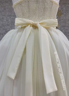 VESTIDO DE FESTA INFANTIL ENCANTADO COM APLICAÇÕES DE FLORES 3D OFF WHITE na internet