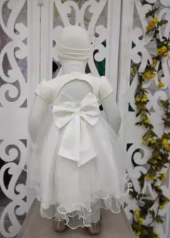 VESTIDO OFF WHITE DE FESTA INFANTIL BUSTO EM DRAPEADO E COM APLIQUES DE BORBOLETAS 3D - comprar online