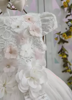 VESTIDO PLUS SIZE OFFWHITE DE FESTA INFANTIL ENCANTADO DE MANGA CURTA COM APLICAÇÕES DE FLORES 3D - Filhas do Rei Distribuidora Roupa Infantil e Juvenil