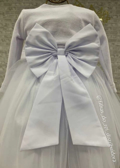 VESTIDO BRANCO FESTA INFANTIL BUSTO DRAPEADO E BOLERO MANGA LONGA na internet