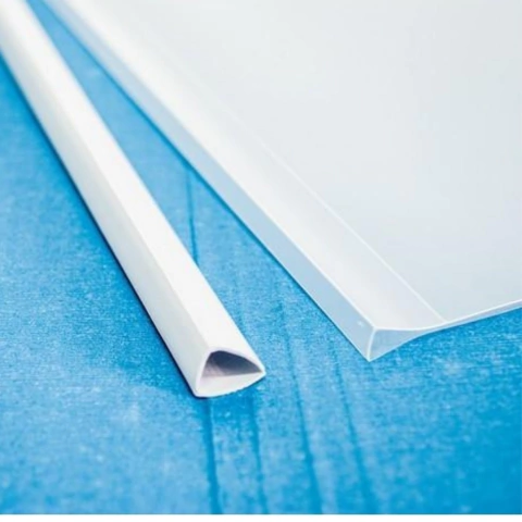 CARPETA CON VAINA TRANSPARENTE