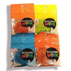 CLIPS COLOR MOOVING AT WORK
