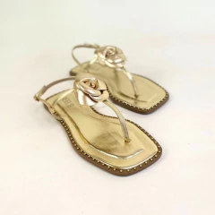 RASTEIRA FLOR CAMÉLIA na internet