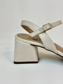 SANDALIA SALTO BLOCO - Heels