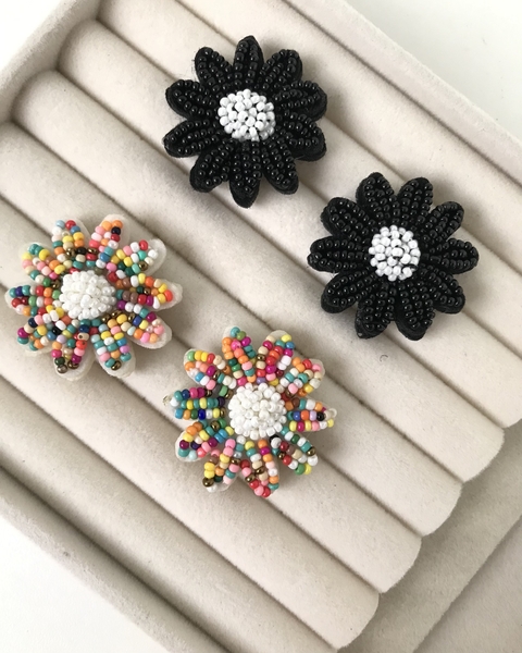 Brinco Miçanga Beijo Doce - comprar online