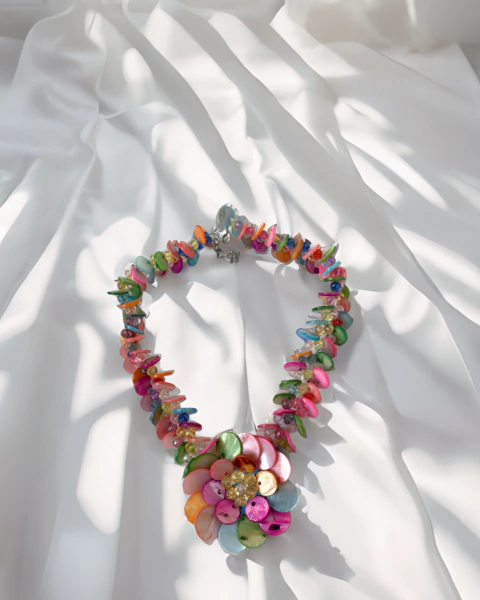 Colar Hortência Madréperola - comprar online