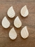PINGENTE FOLHA COM FURO 9,5 CM EM MADEIRA PINUS - comprar online