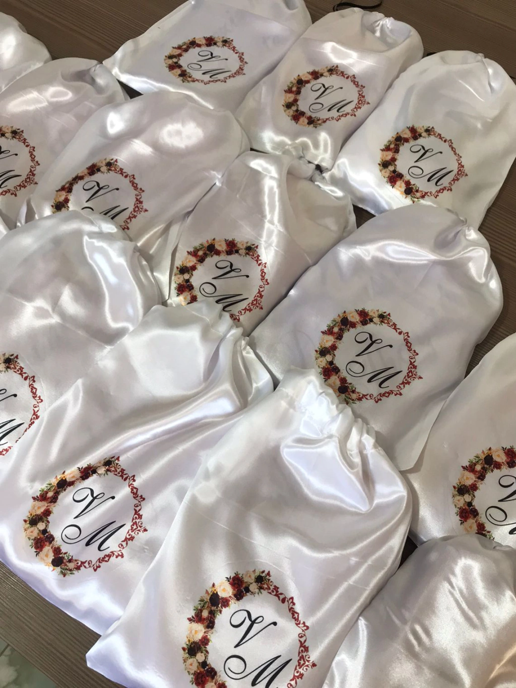 Saquinho de Cetim - Branco