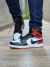 Nike Air Jordan 1 Branco/V/Preto na internet