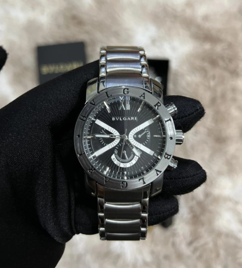 Bvlgari Iron Man (Fundo Preto)