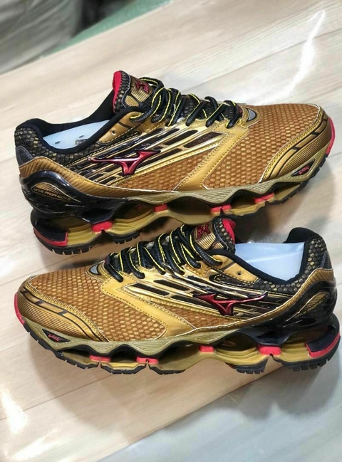 Mizuno Prophecy Pro 5