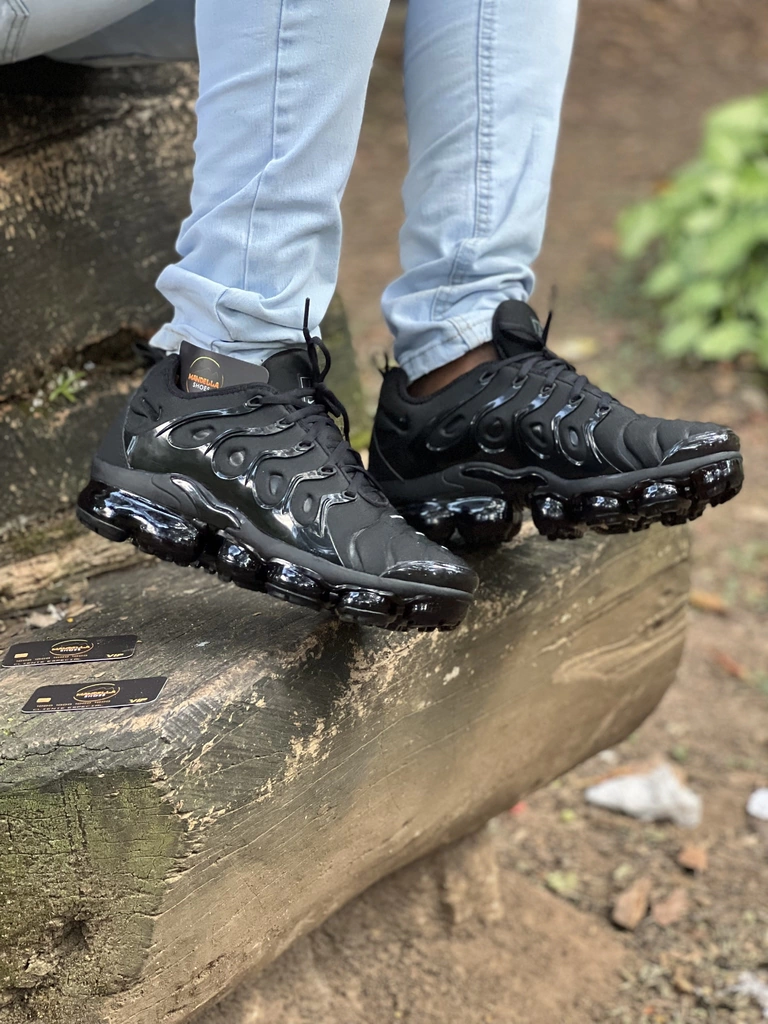 Vapormax Plus Preto (All Black)