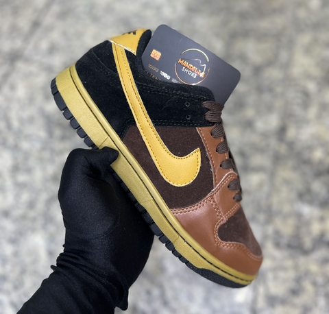 Dunk Low SB Marrom/Dour
