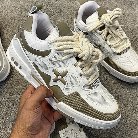 LV Skate 54