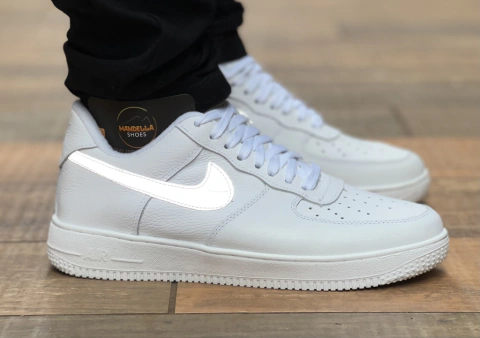 Nike Air Force One Masculino (Refletivo)