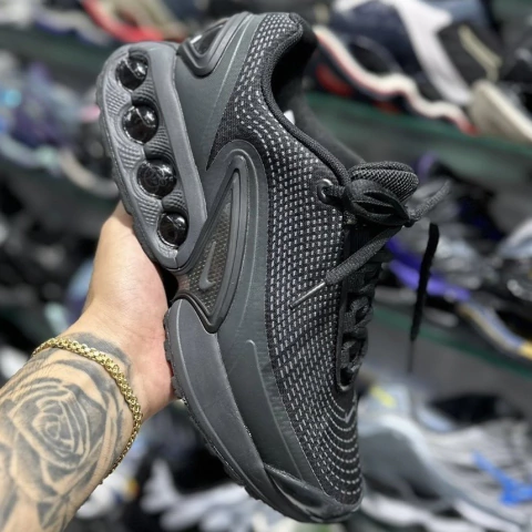 Air Max DN
