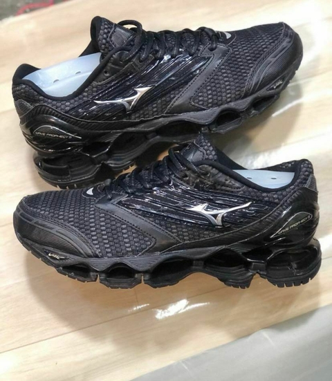 Mizuno Prophecy Pro 5