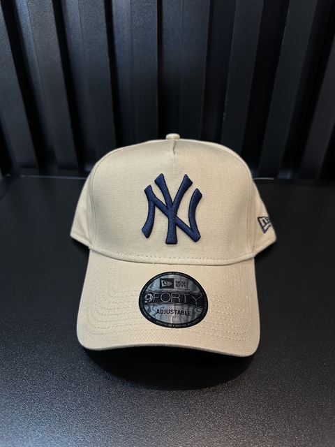 Boné New era 9FORTY A-Frame Snapback Aba Curva MLB New York Yankees
