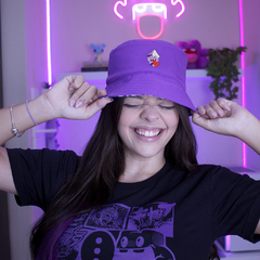Bucket Mombo na internet