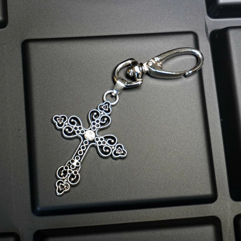 Crucifixo Darkness - comprar online