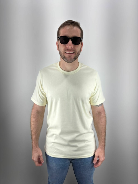Camisa basica Suedine premium CREME - comprar online