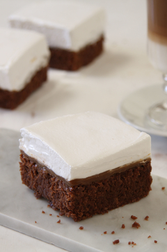 Brownie con dulce de leche y merengue 4 unidades