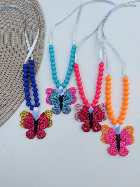 Colar de pérolas borboleta - 5 unidades