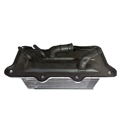 Radiador resfriador do óleo do motor Volkswagen Up! 1.0 04C145749C - comprar online