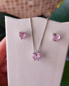 Conjunto coração zircônia rosa claro banho platina
