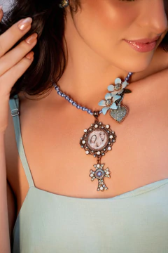 COLAR SAGRADA FAMILIA AZUL - comprar online