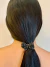 AMARRADOR DE CABELO LAÇO PRETO - comprar online