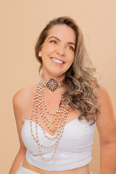 COLAR VIVIANE 2 na internet