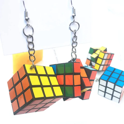 Par de Brincos Cubo Mágico
