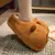 Pantufa Capivara - comprar online