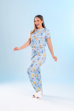 BÁSICO LONGO MANGA CURTA TURMA DO POOH - comprar online