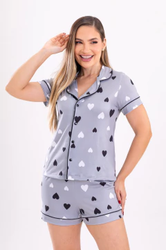 PIJAMA AMERICANO CURTO CORAÇÕES CINZA