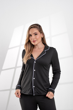PIJAMA LONGO LISO PRETO