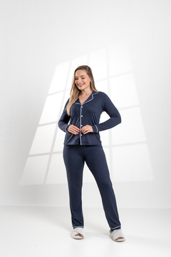 PIJAMA LONGO LISO AZUL MARINHO na internet