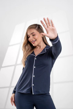 PIJAMA LONGO LISO AZUL MARINHO en internet