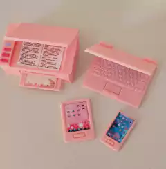 Set De Escritorio Compu + Impresora + Accesorios Casa Muñecas en internet