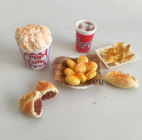 SET DE CINE / NETFLIX MINIATURAS PARA JUGAR - comprar online