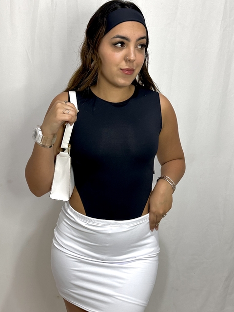 Body Karen cavado