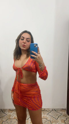 Cropped Lorrane tule