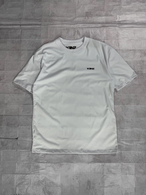 Camiseta Kenz Logo Botton Branca - comprar online