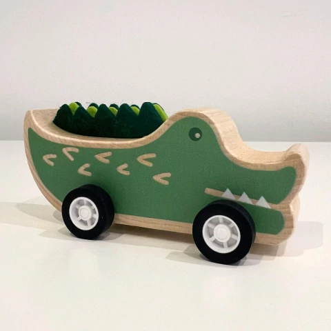 Autito de madera Cocodrilo - comprar online