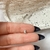 Piercing lua com zircônia