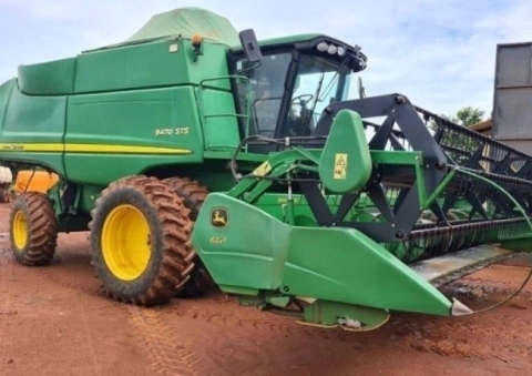 MANUAL DO OPERADOR Colheitadeiras 9670 STS e 9770 STS Colheitadeiras 9670 STS e 9770 STS