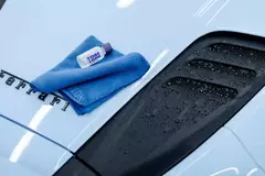 Gyeon Trim Q2 Sellador De Plasticos Repelencia Protección en internet